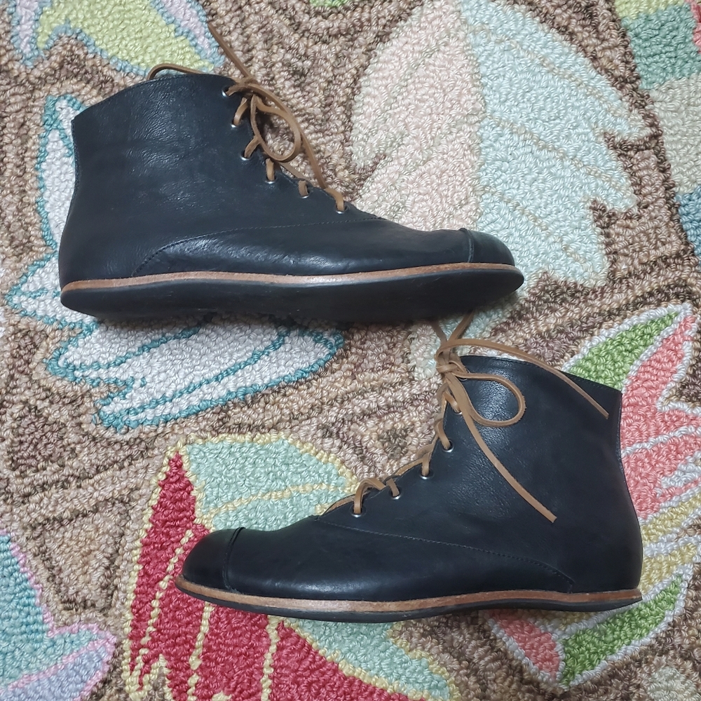 Womens CYDWOQ Boxer Dark Brown Tie Ankle Boots